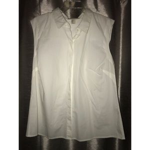 F21 Collared Button-Down - Sleeveless